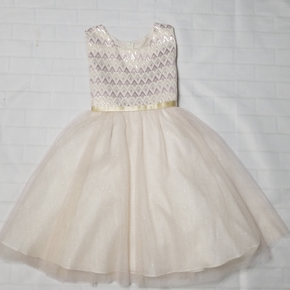 Girl's Dress size 7